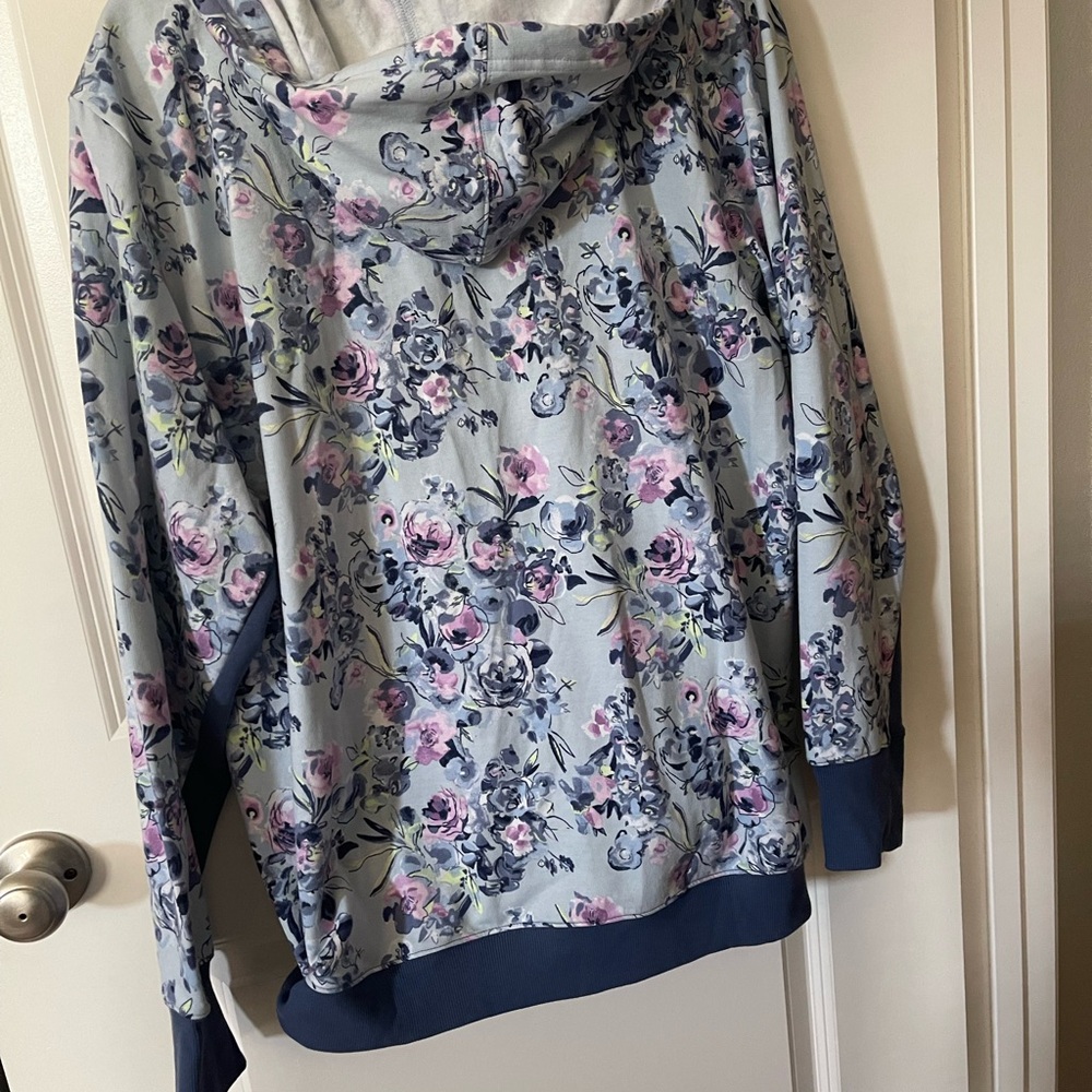 Vera Bradley Light Blue Floral Zip Hoodie with Navy Trim - Picture 5 of 6